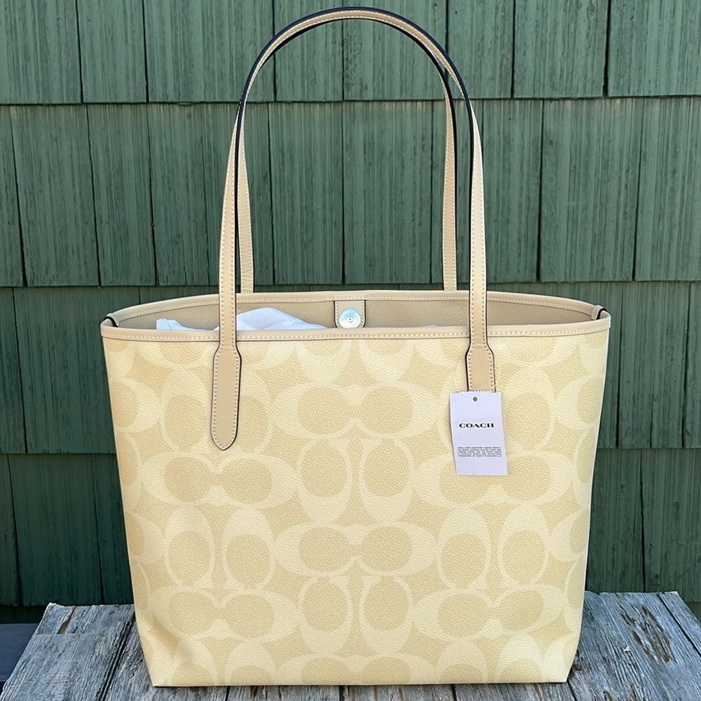 Coach City Tote In Signature Canvas Butter Yellow Shoulder Bag Purse - Picture 4 of 8